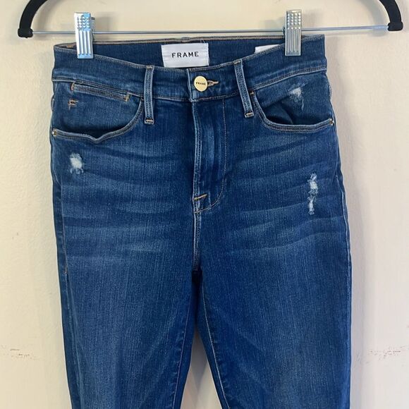 Frame Le High Skinny Crop Jean - Picture 2 of 8